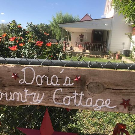 Dora'S Country Cottage Escalante Exterior photo